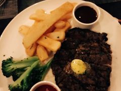 -WOLFGANG PUCK KITCHEN & BAR(迪士尼小镇店)
