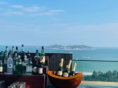 -瑰丽酒店·海吧·天际下午茶·现场DJ·天台酒吧