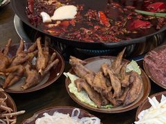 -黄潇洒老火锅(九眼桥宏济巷店)