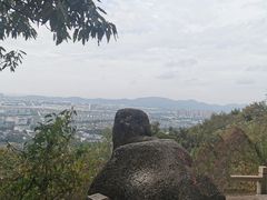 -灵岩山风景区