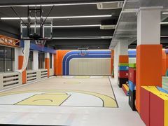 -悦动体能篮球羽毛球网球(三里河店)