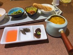 -转角·老弄堂上海菜(长寿路店)