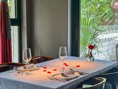 -弦月窗LUNETTE BY AMANDA(复兴路店)