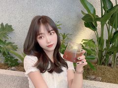 -HUG·拥抱咖啡(郑州宝龙广场店)