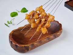 -街角等你.大连海鲜烧烤.经典铁板海鲜串(西安路店)