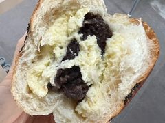 红豆奶油包-OUR Bakery(中海环宇荟店)