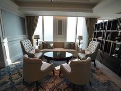 -广州富力丽思卡尔顿酒店