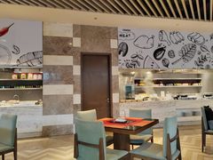 -筠咖啡西餐厅(上海国展宝龙丽筠酒店)