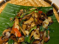 -云海肴·汽锅鸡·云南菜(天山百盛优客店)