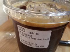 -瑞幸咖啡(巴黎春天陕西路店)