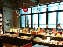 -阅西安新华书店(翠华南路店)