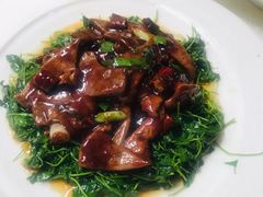 -梅龙镇酒家(南京西路总店)