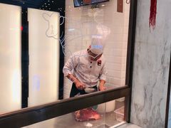 -左庭右院鲜牛肉火锅(浦江欢乐颂店)