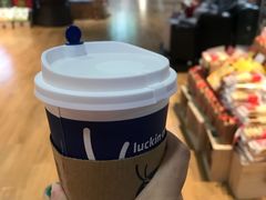 -luckin coffee瑞幸咖啡(绿地凤起店)