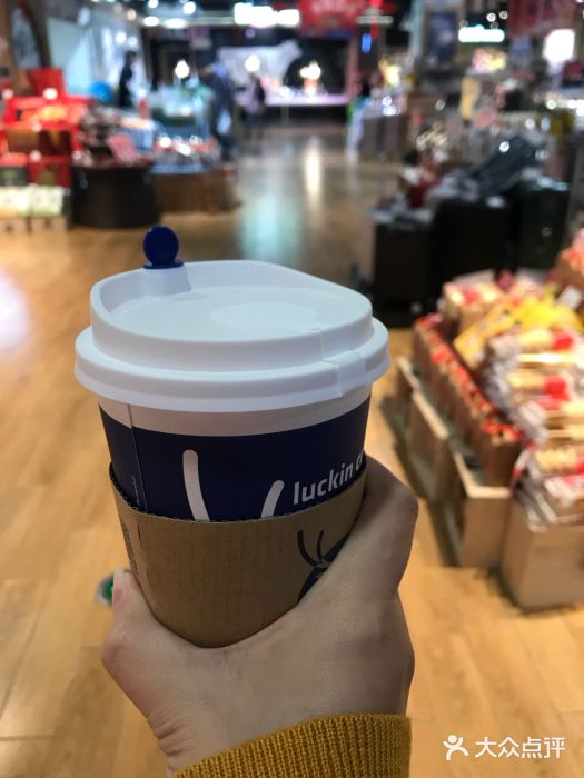 luckin coffee瑞幸咖啡(绿地凤起店)图片