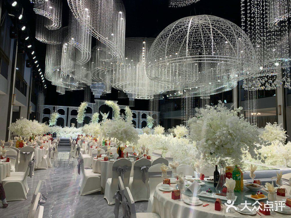 三圣乡[调皮]里的婚礼堂yyds，太美了