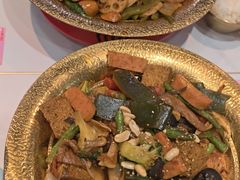 -醉人椒麻辣香锅(王府井喜悦店)
