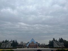 -上海市龙华烈士陵园