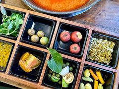 -花菇朵·云山雀 ll 野生菌锅·野果酸汤·精品滇菜(万柳店)