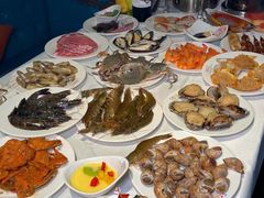 -领鲜活海鲜榴莲自助火锅(东门店)