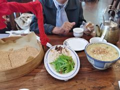 -老雒阳面馆·水席(定鼎门店)