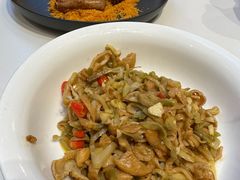 -鱼痴渔醉·食鲜集(月亮湾店)