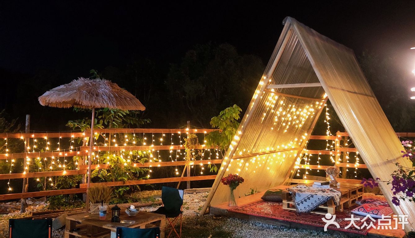 汕尾海丰📍圣诞氛围主题🎄露营风無啡小院 🏕️