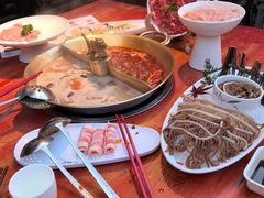 -小龙翻大江文化火锅(宽窄店)