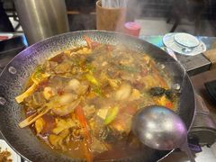 -富正毅三下锅·湘西韵味(天门山索道店)