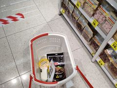 -好特卖HotMaxx(杭州滨江宝龙城店)