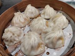 -馋三尺蟹粉小笼(人民广场店)