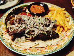 土耳其牛肉混盘-Uncle Kosto科斯托·中东菜