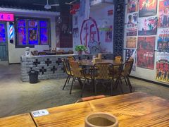 大堂-马路牙子地桌烤肉(工体店)