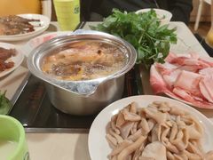 -爱客得牛排海鲜烤肉·火锅自助(春熙路黑金好店)