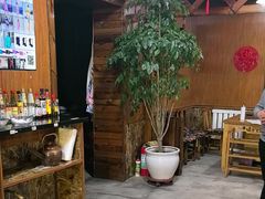 -果松木炭酸菜铜火锅·外婆参鸡汤