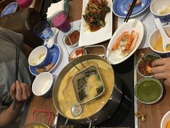 -樾餐厅泰式海鲜火锅(民歌湖店)