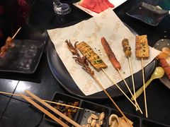 -何师烧烤·香辣蟹·川菜·30年老品牌(太古里旗舰店)