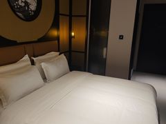 -万泊酒店(长沙五一广场国金中心店)