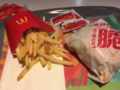 -麦当劳(卫星广场店)