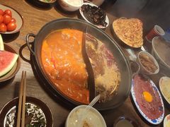 -萍姐火锅·公路夜市(武汉首店)