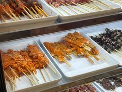 -哈尔滨小酒馆·鲜肉现穿自助烧烤(康新花园店)