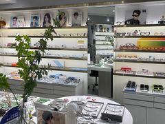 -视野联行眼镜蔡司·依视路官方授权店(顺城店)