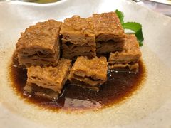 -品悦酒店(三林古镇店)