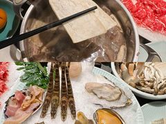 -鼎鼎香·港式火锅·臻选店(北京SKP店)