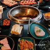 装修精致，最适合约会的重庆火锅[调皮]
