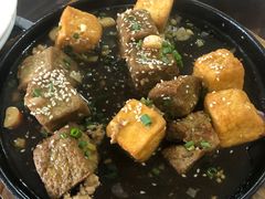 铁板双色豆腐-张家卫·阳江菜·小海鲜(肥婆湾桥店)