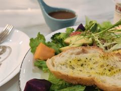 牛油果吞拿鱼沙拉-丽莎沙拉轻食餐厅(国贸店)