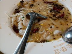 -渔语鱼酸菜鱼新川菜(来福士店)