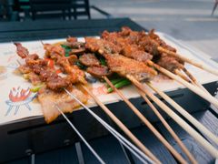 -亮子·东北特色烧烤(复悦荟店)