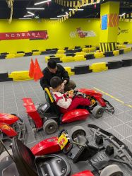 -红尾狐儿童卡丁车俱乐部(居然之家店)